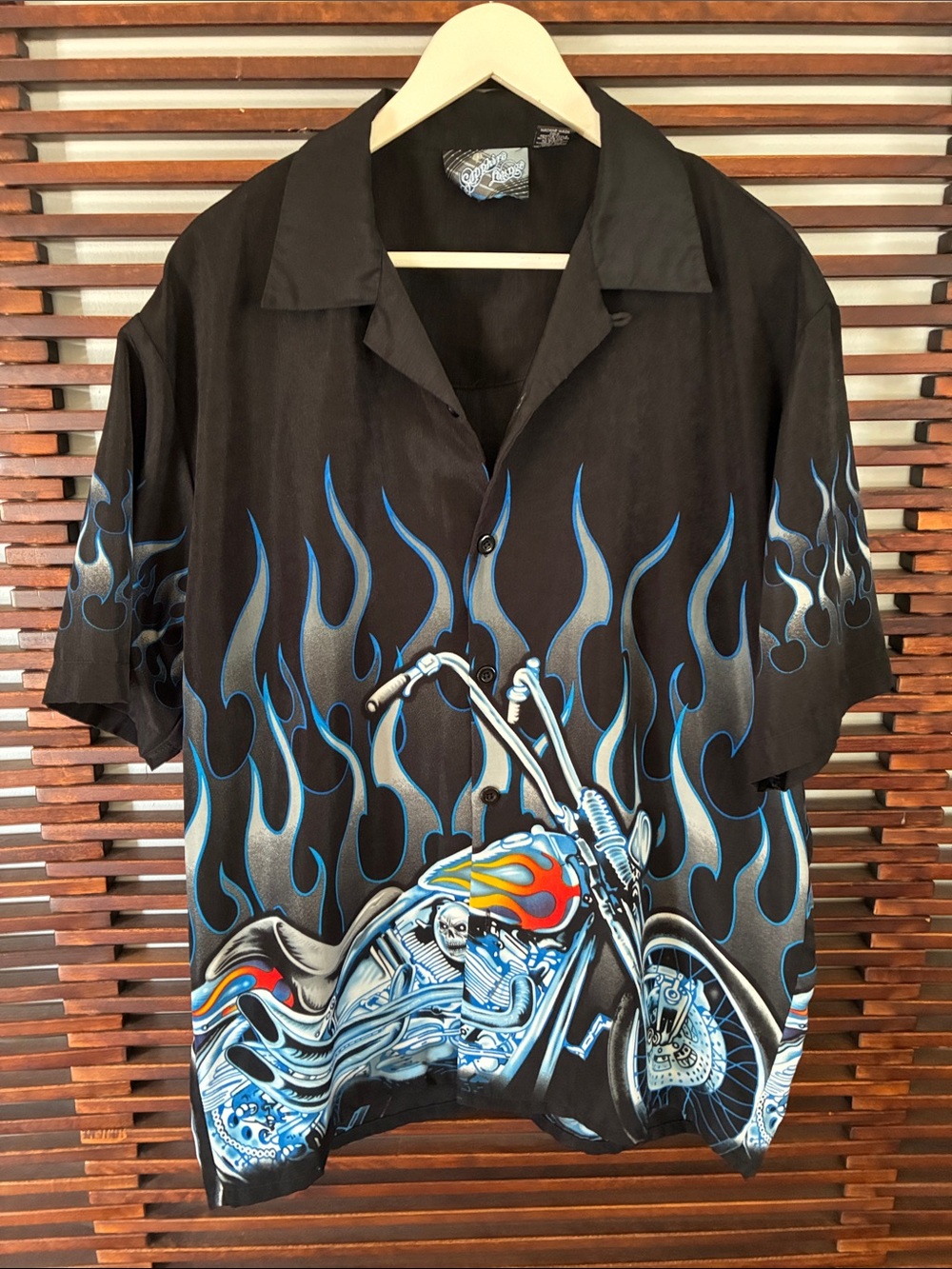 🎉NEW LISTING!🎉Sapphire Lounge Black Motorcycle Flame Print Shirt